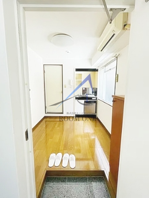 玄関　玄関です。