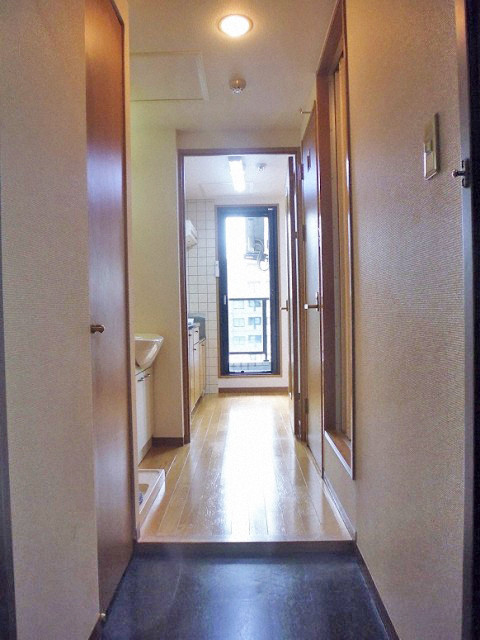 パーリーグレイ612の玄関写真