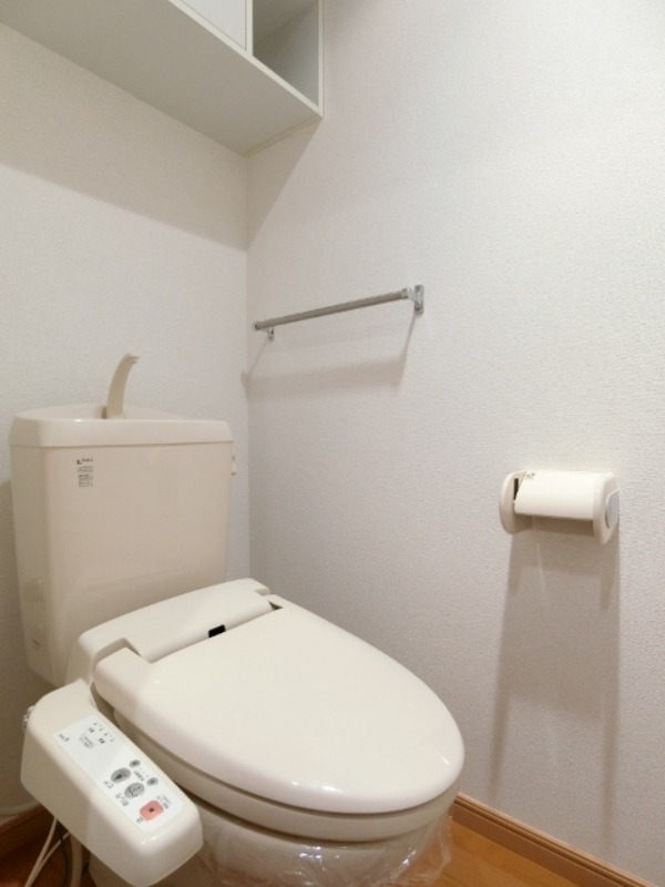 トイレ　図面と現状に相違がある場合には現状を優先