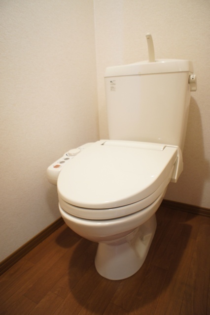 トイレ　図面と現状に相違がある場合には現状を優先