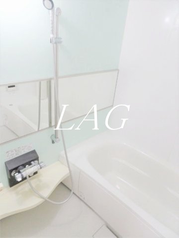 バス・シャワールーム　お風呂です。