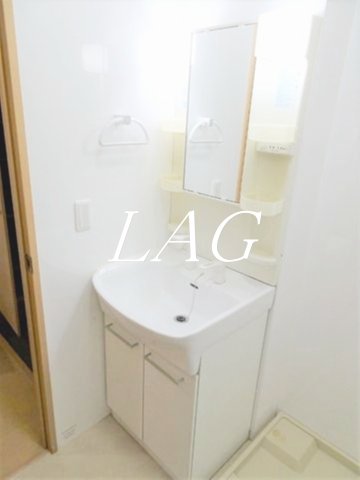 洗面設備　洗面台です。