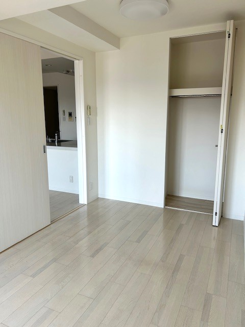 その他部屋・スペース　バルコニー側洋室6帖