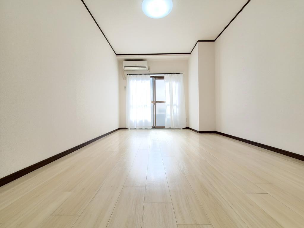 アイブライトの居間写真