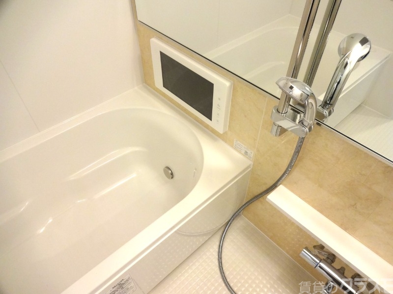 バス・シャワールーム　一日の疲れをお取りくださいませ。