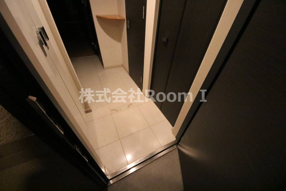 玄関　収納もある玄関です