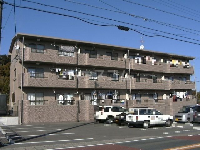 浜松市浜名区根堅のマンションの建物外観