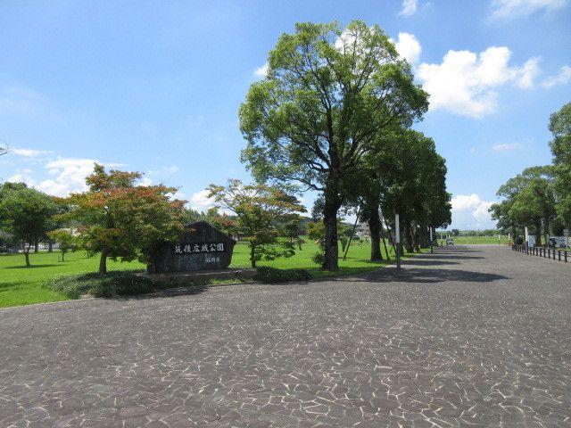 【みやま市瀬高町長田のアパートの公園】