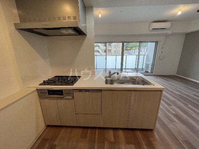 【Ｓ－ＲＥＳＩＤＥＮＣＥ茶屋ヶ坂Ｅａｓｔ1のキッチン】