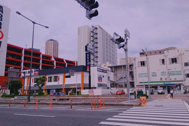 【ブエナビスタ難波サウスの飲食店】