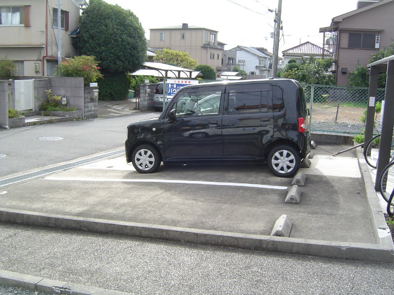 【タウニィ陽光の駐車場】