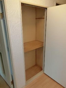 シャトーノーブルＢ棟　収納　収納