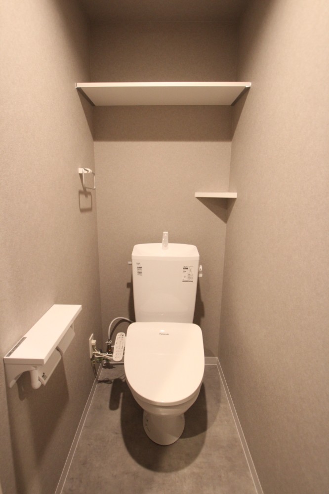 トイレ　清潔感のあるウォシュレット付きのトイレです♪
