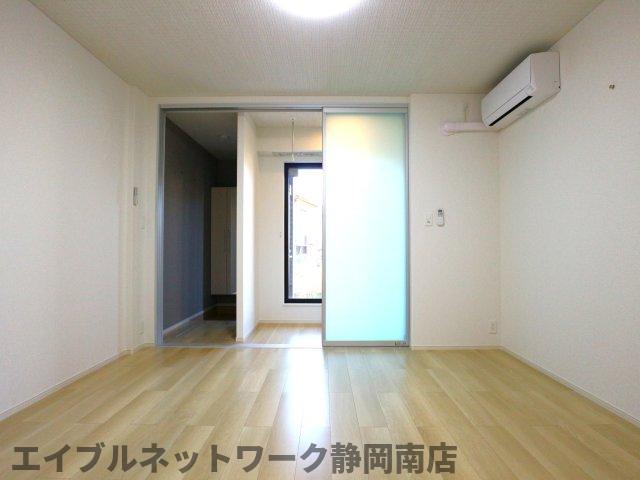 居室・リビング　使いやすいリビングです