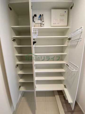 収納