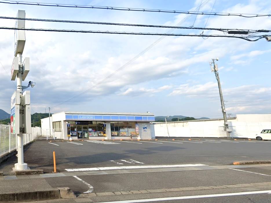 ローソン田辺中万呂店（コンビニ）まで2120m