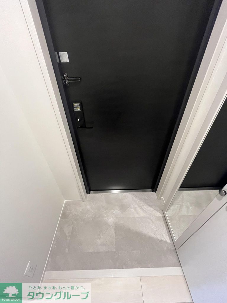 玄関　バルコニー