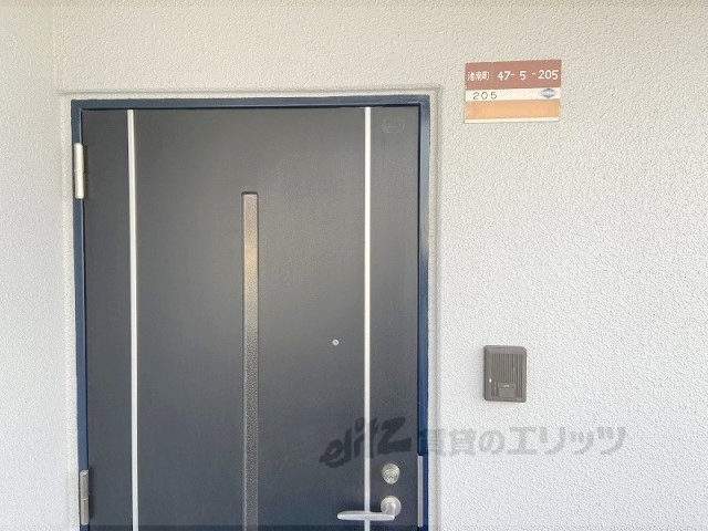 玄関　インターホン