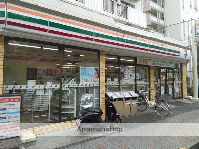 コンビニ　セブンイレブン（コンビニ）まで499m