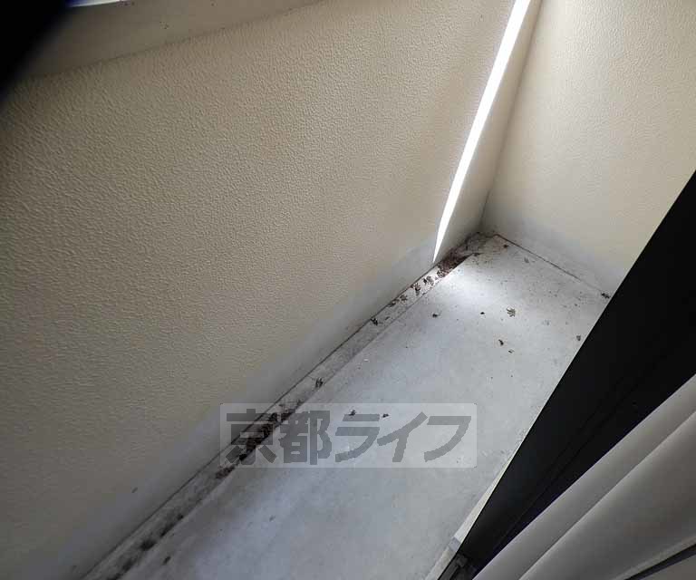 バルコニー　ゆとりのあるベランダです。