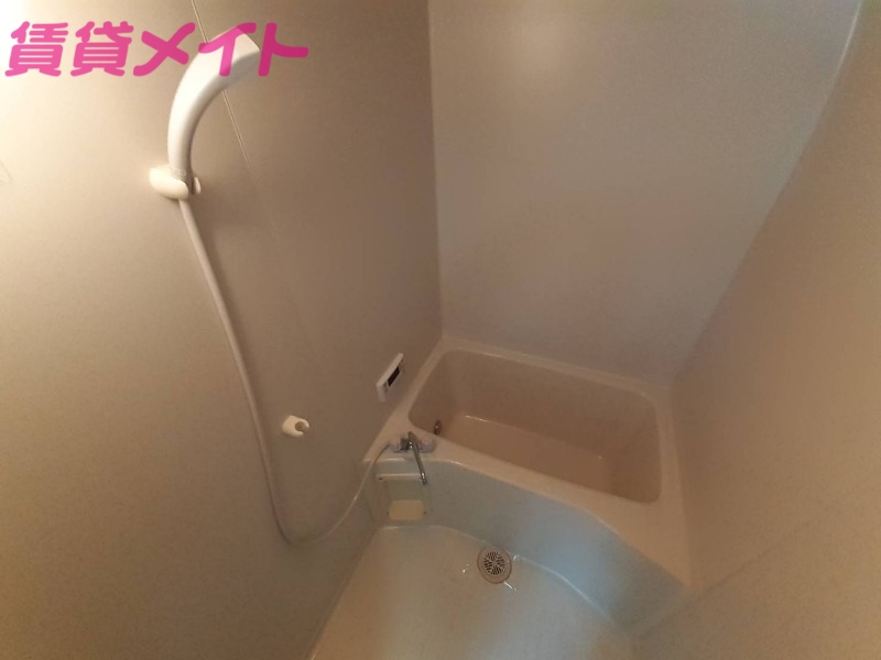 バス・シャワールーム　別部屋参考写真です。