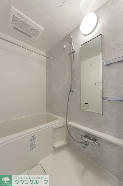 バス・シャワールーム　※写真は同タイプ住戸です。