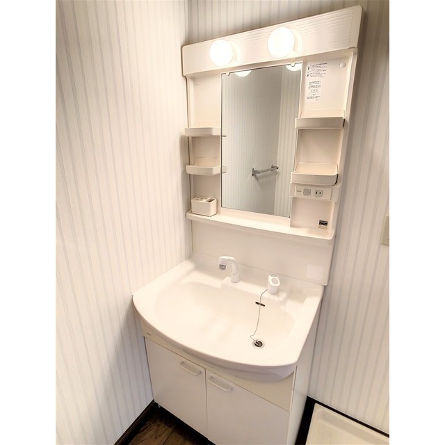 洗面設備　シャンプードレッサー