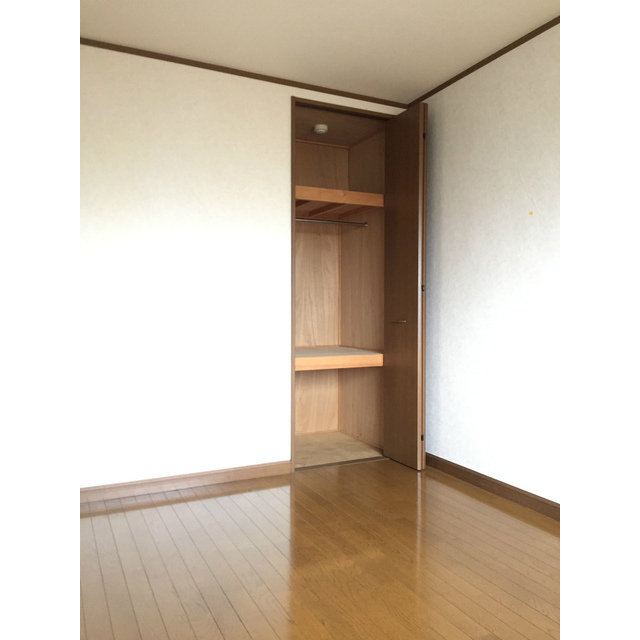 収納　洋室収納