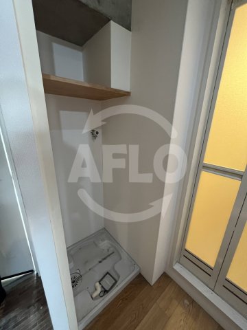 その他設備　レオンコンフォート弁天町　室内洗濯機置き場