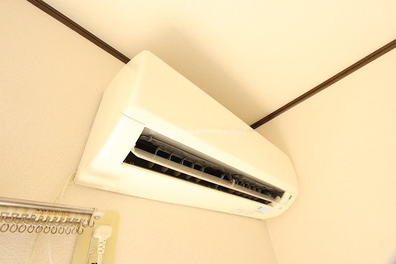 その他設備　洋室にエアコンあります！