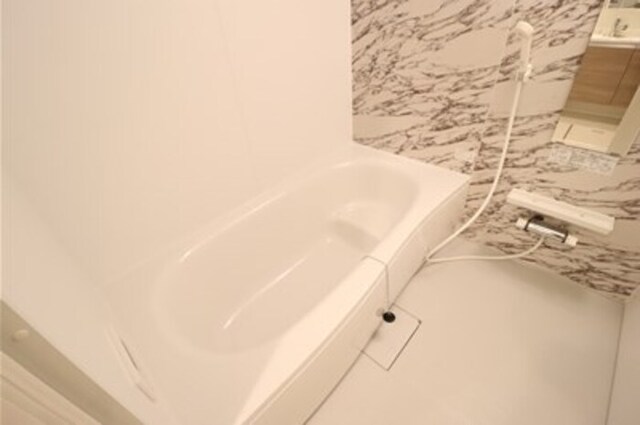 バス・シャワールーム　浴室