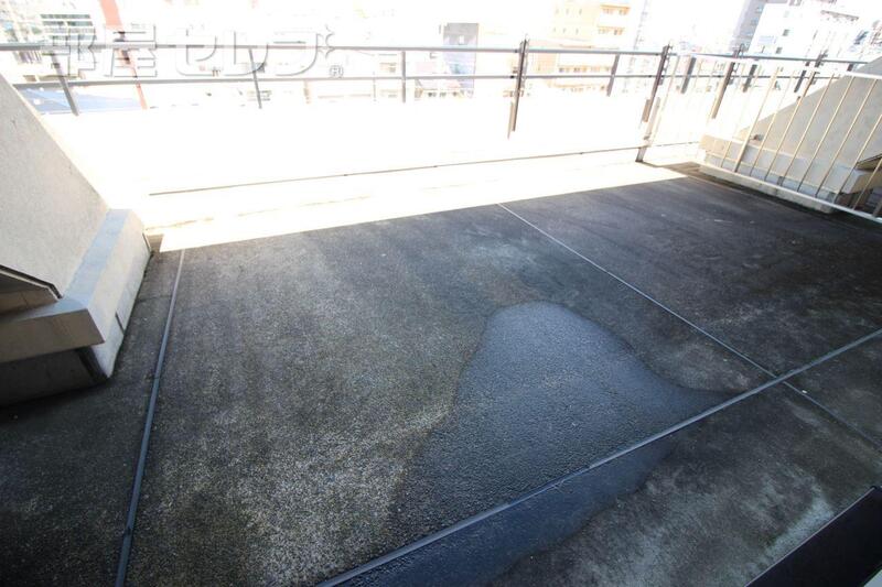 バルコニー　反転タイプイメージ写真