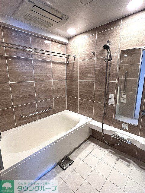 バス・シャワールーム　バス