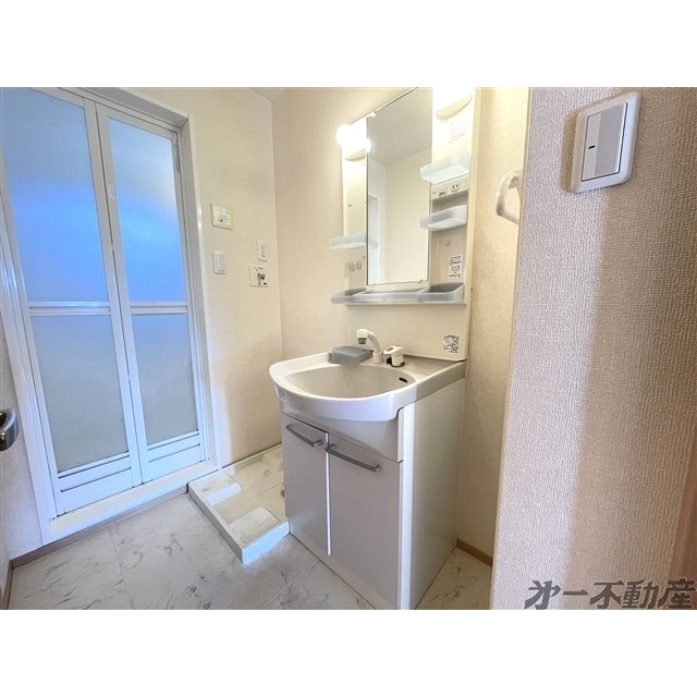 洗面設備　洗面化粧台