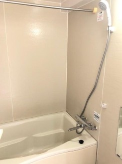 バス・シャワールーム　バス