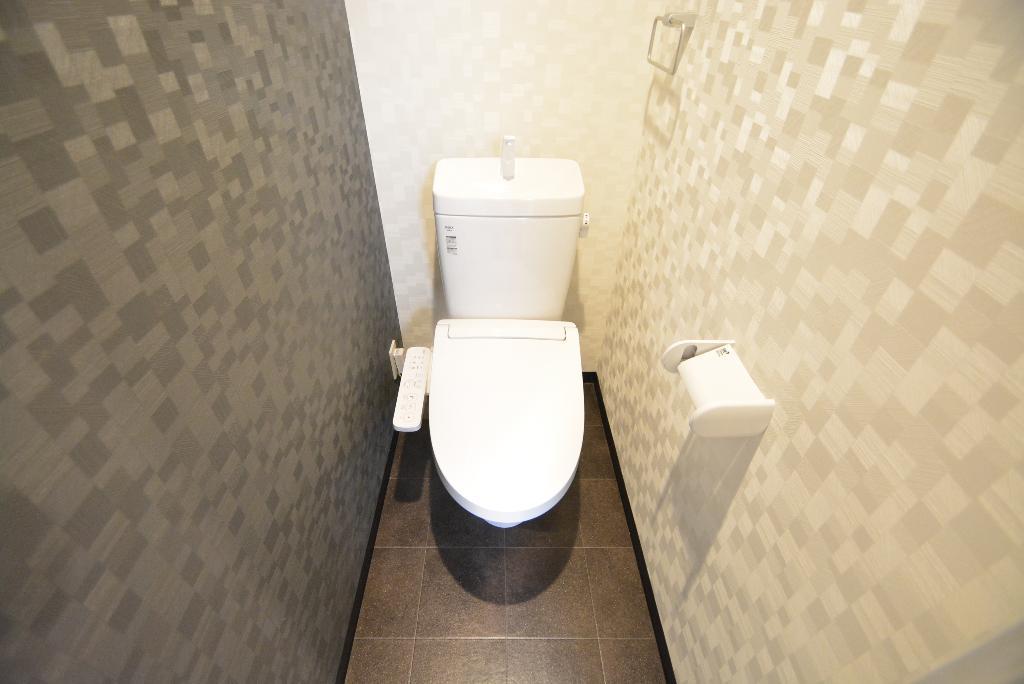 トイレ　シャワー付トイレ