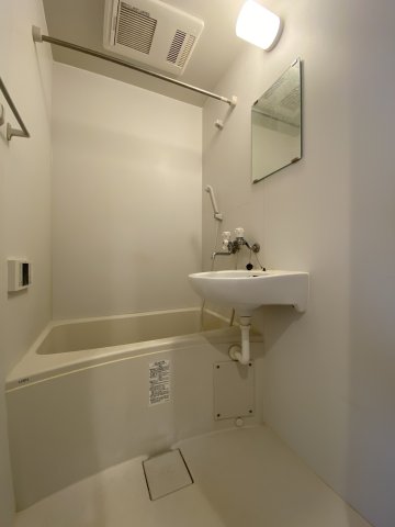 バス・シャワールーム　他室参照（現況とは異なる可能性があります）