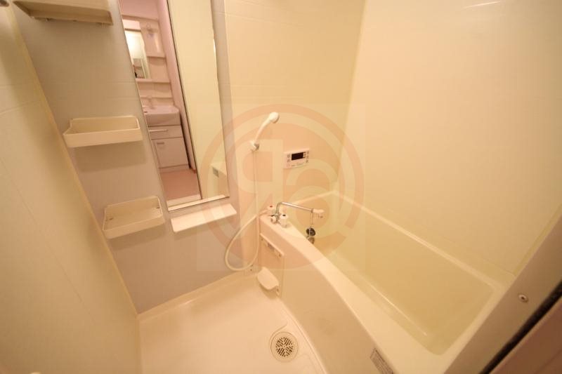 バス・シャワールーム　お風呂で日々の疲れを落としましょう