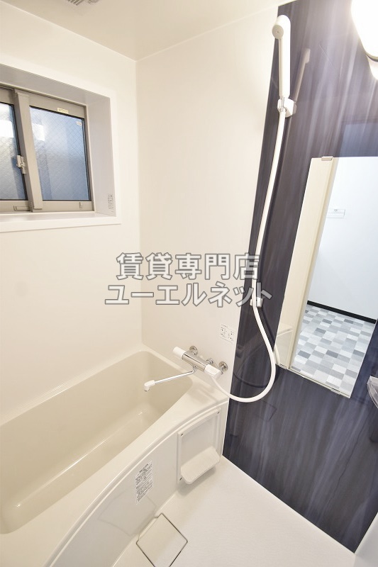 バス・シャワールーム　浴室