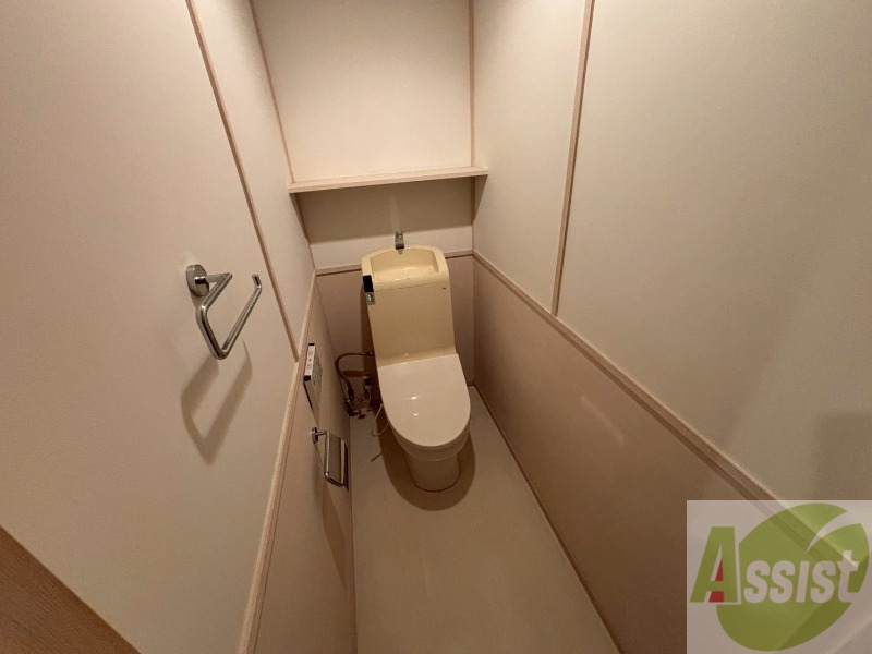 トイレ　こちらはトイレです。清潔感があり、安心して使用できます。