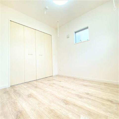 居室・リビング　室内