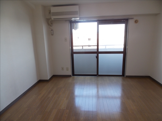 居室・リビング　写真は４Ｇ号室のものです