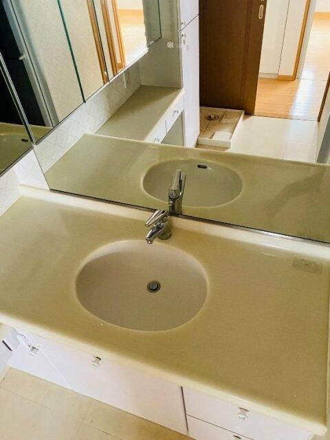 洗面設備　参考写真