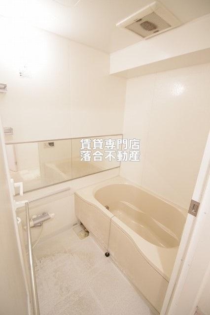 バス・シャワールーム　ゆったり♪追い焚き機能付き