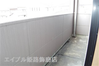 バルコニー　写真は反転のお部屋です