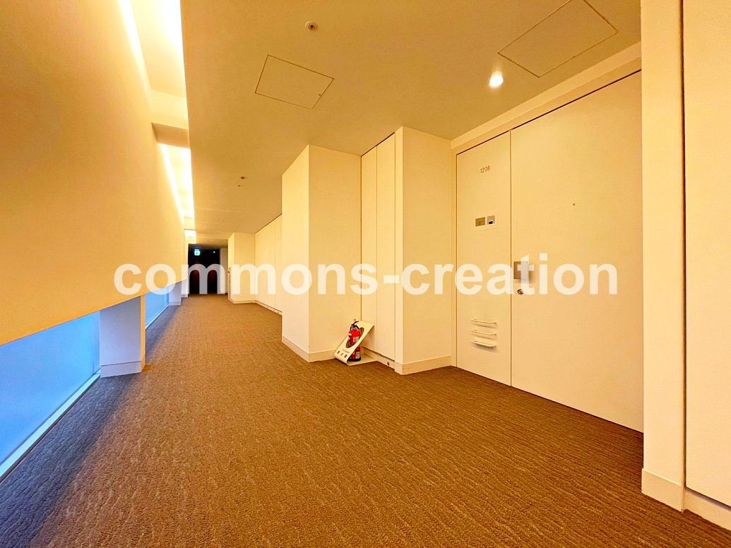 郵便局　麹町本通郵便局（郵便局）まで297m