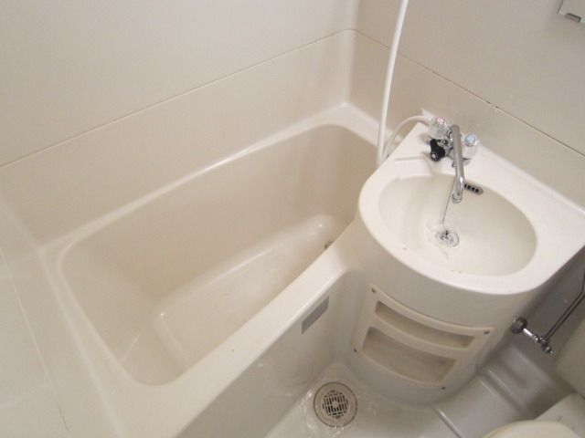 バス・シャワールーム　★お問い合わせはタウンハウジングまで★