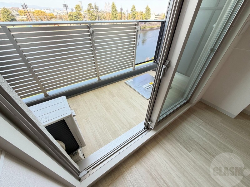 玄関　シューズボックスあります