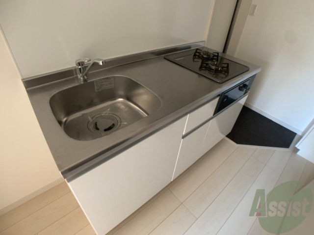 キッチン　キッチンにはガスコンロが２口ついております！