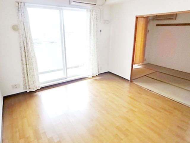 居室・リビング　☆広々リビング☆